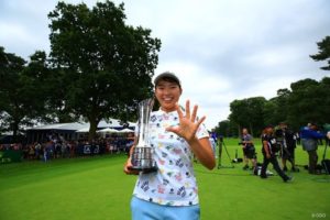 【海外】「彼女の笑顔はプライスレス！」渋野日向子が全英女子オープンで優勝する偉業を達成！