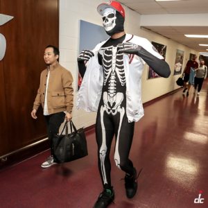 【海外】「愛らしい！」「ハロウィンMVPだ！」八村塁が本拠地開幕戦前に見せたコスプレ姿で現地ファンを魅了