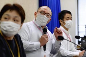 【海外】「都市封鎖しないの？」コロナ無対策なら重篤85万人、最悪40万人以上が死亡するという厚生省の推計に海外仰天！