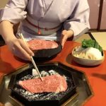 【海外】「日本がまた変な自動販売機でハンバーガーを売っているぞ！」→「あれ？意外と美味しそうじゃね？」