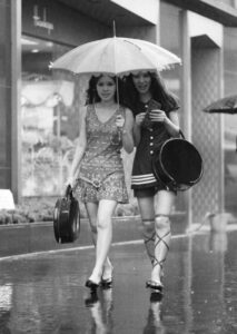 【海外】「現代でも余裕で通用する」1969年に撮影された日本人女性に海外も仰天！