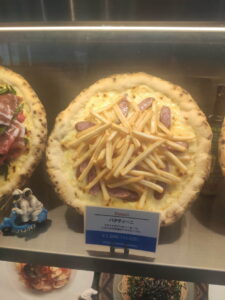 【海外】「イタリアを怒らせないでww」日本のピザに海外が驚愕！