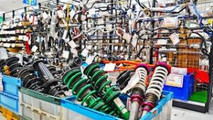 【海外】「日本ってマジで天国だなw」日本のカー用品店が羨ましすぎると海外で話題