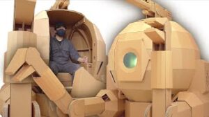 【海外】「すごい才能だ」日本人が段ボールで作ったモビルポッドの完成度が凄すぎると海外で話題に！