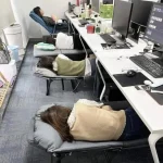 【海外】「日本では仕事中に昼寝をしても解雇されないらしい」