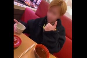【海外】「まさか日本人だとは..」スシローに対する迷惑行為に海外仰天!