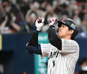 【海外】「知ってたw」「彼以外だれがいる?」二刀流の活躍で1次リーグB組のMVPに選出された大谷翔平を海外称賛!