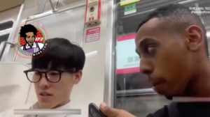 【海外】「だから外国人は嫌われるんだよ...」電車内で乗客を威嚇する外国人YouTuberに海外激怒