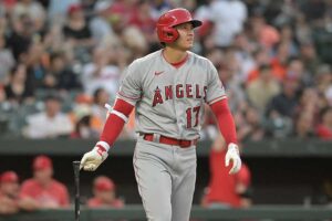 【海外】「なんてホームランだ!」大谷翔平9号&5勝目!今季最長139m弾に敵地ファン騒然