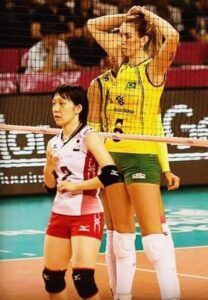 【海外】「日本とブラジルのバレー選手の身長差がヤバいww」→「どっちが勝ったの?」