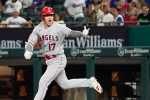 【海外】「野球の神だ!」大谷翔平、衝撃の19&20号に米大興奮!
