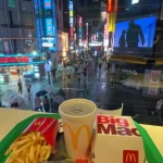 【海外】「美人すぎるw」「絶対に食べに行かなきゃ」美人JD店長が受け継ぐ日本の町中華に海外も興味津々