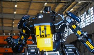 【海外】「日本がまたやりやがった!」日本が開発した搭乗型の動くガンダムがクールすぎると海外で話題に!