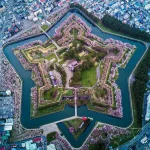【海外】「恋に落ちちゃったかも....」ケバブバーで働く美人すぎる日本人店員に海外も興味津々！