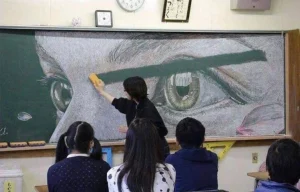 【海外】「なんて才能だ!」日本の高校教師が描く黒板アートが凄すぎると海外で話題に!