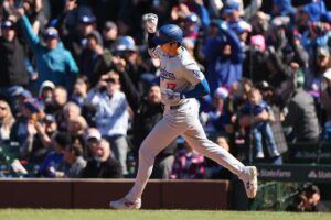 【海外】ドジャース大谷翔平が2試合連続ホームラン!「彼のパワーは異常だw」