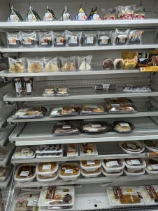 【海外】「日本が羨ましい....」日本のコンビニの品揃えに海外から羨望の声
