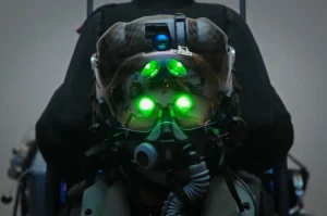 【海外】「日本は一体何を企んでいるんだ.....」F-35のヘルメットをかぶった日本人パイロットがクールすぎると話題に!