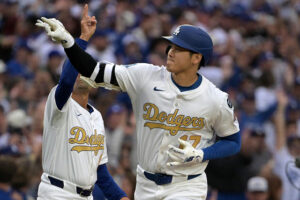 【海外】「もう彼にMVPをあげてくれ」ドジャース大谷翔平が本拠地開幕戦で今季2号!