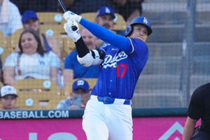 【海外】「本当に凄すぎる」ドジャース大谷翔平、オープン戦初打席でホームラン!