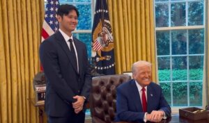【海外】「凄い光景だw」トランプ大統領が大谷翔平を執務室に招待し「ムービースター」と称賛