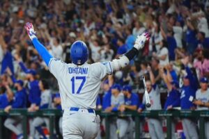 【海外】「鳥肌がヤバい」ドジャース大谷翔平が2戦連発劇的12号3ランホームラン!