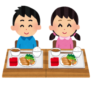 【海外】「こんな国が存在するとは...」日本の小学校の給食風景に海外から称賛の声が殺到!