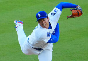 【海外】「野球の神だ」ドジャース大谷翔平が5回1失点9奪三振で749日ぶりの勝利投手