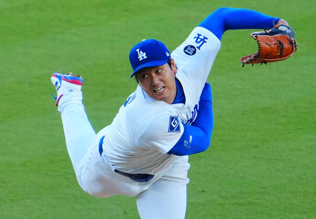 【海外】「野球の神だ」ドジャース大谷翔平が5回1失点9奪三振で749日ぶりの勝利投手
