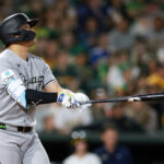 【海外】「ボールは太陽系を離脱した」村上の衝撃グランドスラムにファン騒然