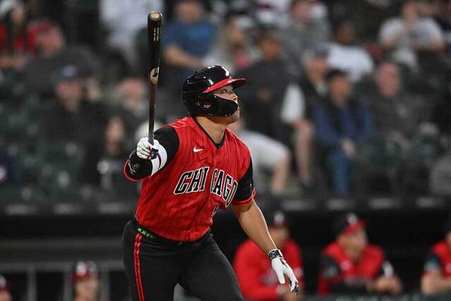 【海外】「軽く振ってこれ？」村上宗隆の衝撃11号ホームランに海外騒然ｗ