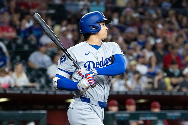【海外】大谷翔平、ピッチャーやりながら1試合5出塁にファン衝撃！「頼むから誰か彼を止めてくれ」