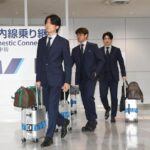 【海外】「日本との差がエグすぎる…」W杯敗退後の帰国風景のギャップに海外サッカーファンが騒然